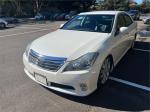 2010 TOYOTA CROWN 4D SEDAN MAJESTA (HYBRID) GWS204