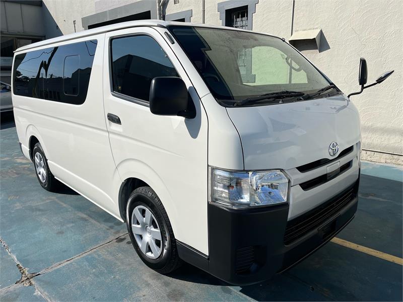 2018 TOYOTA HIACE 5D VAN DX GDH201