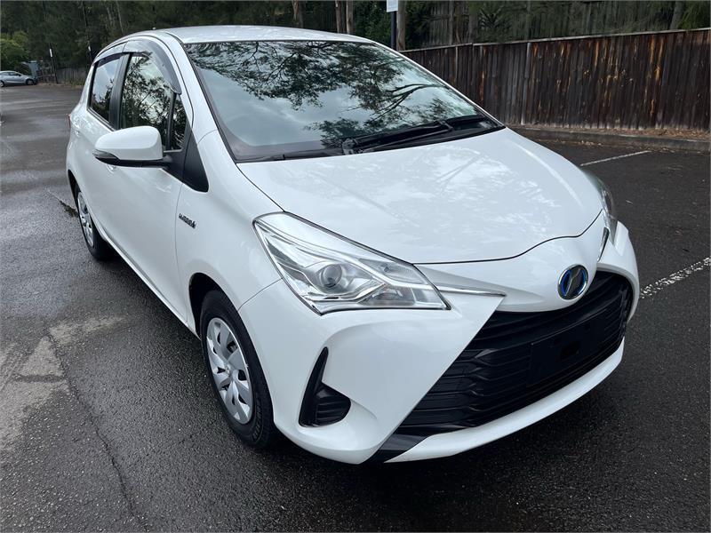 2018 TOYOTA VITZ 5D HATCHBACK F NHP130